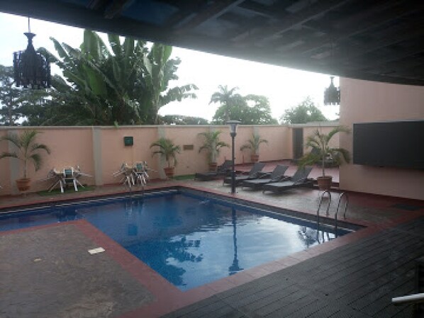 Room, 2 Bedrooms, Accessible, Smoking | Pool