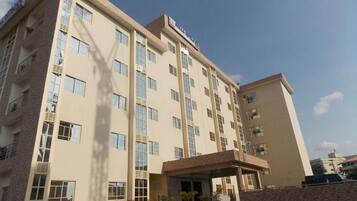 Room, 2 Bedrooms, Accessible, Smoking | Exterior