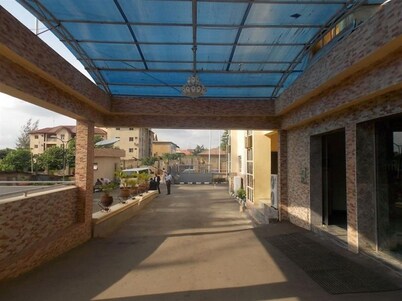 Room-ayalla Hotel & Suites-yenogoa Royal