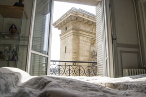 2 chambres, fer et planche à repasser, Wi-Fi, draps fournis