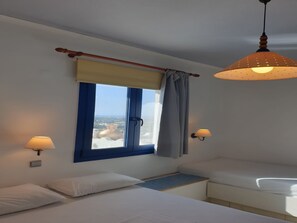 1 chambre, accès Internet, draps fournis