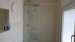 Unclassified image, 5 of 8, button - Einzelzimmer - Pension Pizzeria Verona (Großräschen)