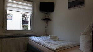 Unclassified image, 3 of 8, button - Einzelzimmer - Pension Pizzeria Verona (Großräschen)