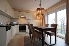 Køleskab, mikrobølgeovn, ovn, opvaskemaskine