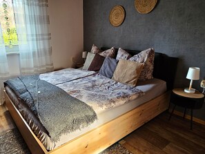 1 Schlafzimmer, Bügeleisen/Bügelbrett, WLAN, Bettwäsche