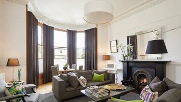 Smart TV, video games, DVD player