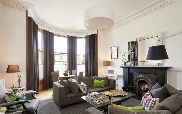 Smart-TV, Videospiele, DVD-Player