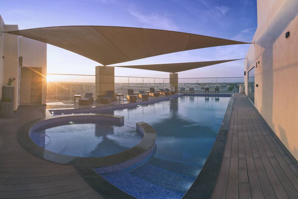 Boulevard hotel