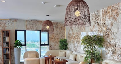 Boulevard hotel