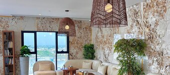 Boulevard hotel