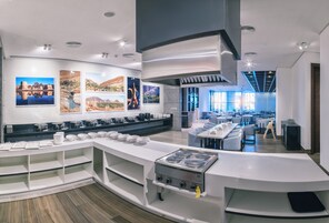 Desayuno buffet todos los días (con cargo)