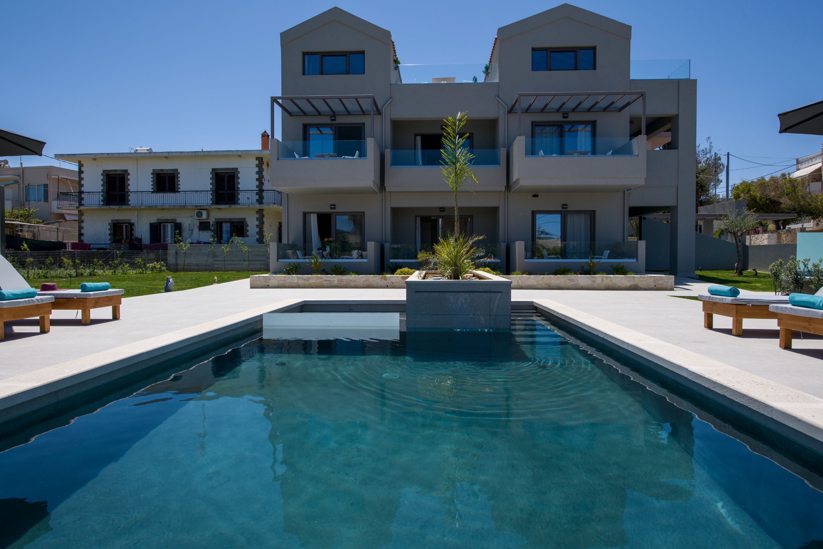 Eleanthi Modern Living