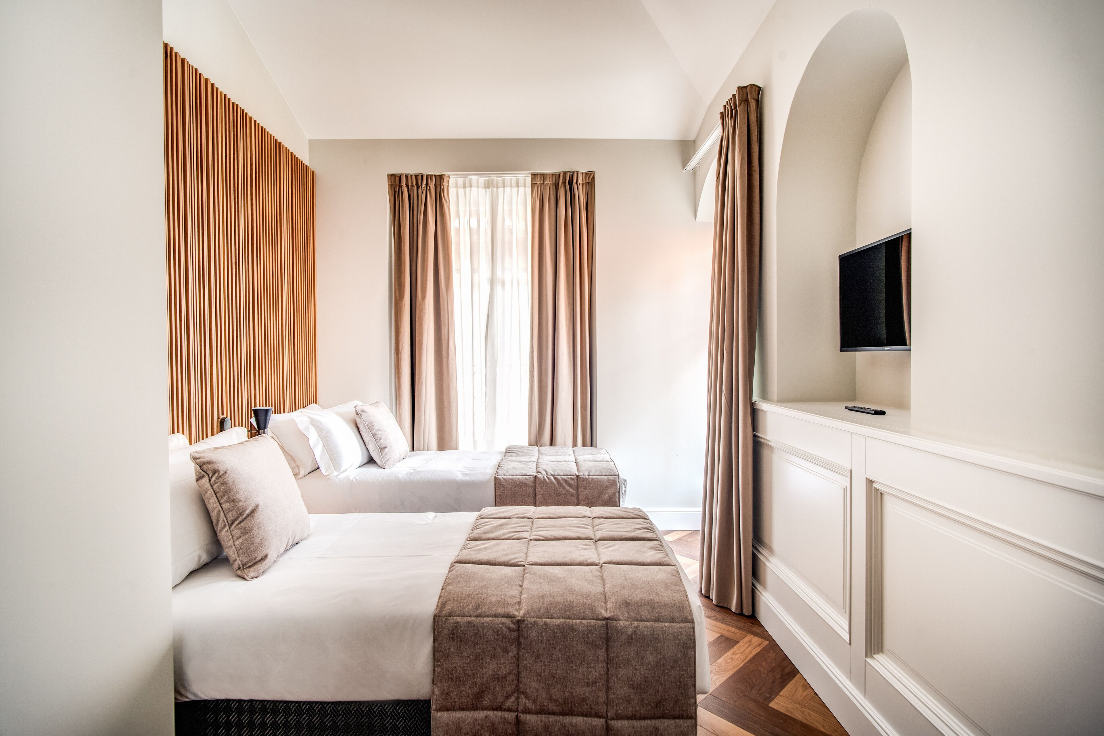 grand suite | 1 bedroom, down duvets, in-room safe, individually decorated