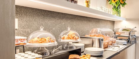 Tägliches inbegriffenes Frühstücksbuffet