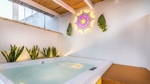 Exclusive Apartment, 1 Bedroom, Jetted Tub | Private spa tub - Alcova Lonoce (Ceglie Messapica)