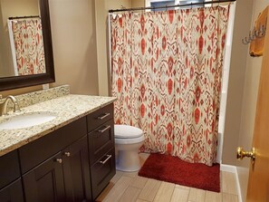 Hair dryer - Super Cute Cabin in the Pines (Lakeside)