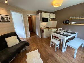 Interior - Modern apartment with terrace, 6 people, parking included (Châtel)