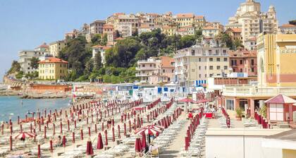 Awesome apartment in Imperia with WiFi