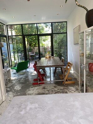 Dining - spacious family home close to the beach witha (Den Haag)