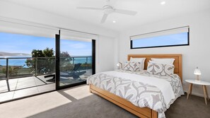 3 bedrooms, iron/ironing board, internet, bed sheets