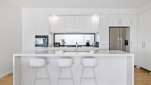 Fridge, microwave, oven, dishwasher