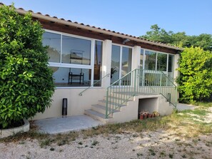 Exterior - Maison 90m2 + Véranda Avec Piscine Privée sur Roquemaure Gard (Roquemaure)