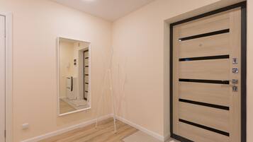 Basic-Apartment | 1 Schlafzimmer, Bügeleisen/Bügelbrett, kostenloses WLAN