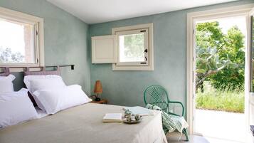 5 chambres, lit parapluie, Wi-Fi, draps fournis