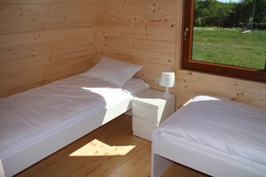 2 bedrooms, free WiFi, bed sheets