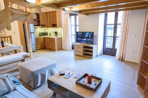 Smart TV - Guarda Il Porto Apartment - Hydra port (Idra)
