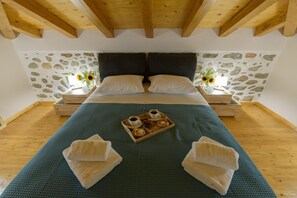 1 Schlafzimmer, Reisekinderbett, kostenloses WLAN, Bettwäsche