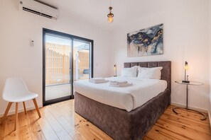 3 habitaciones, tabla de planchar con plancha, wifi y ropa de cama 