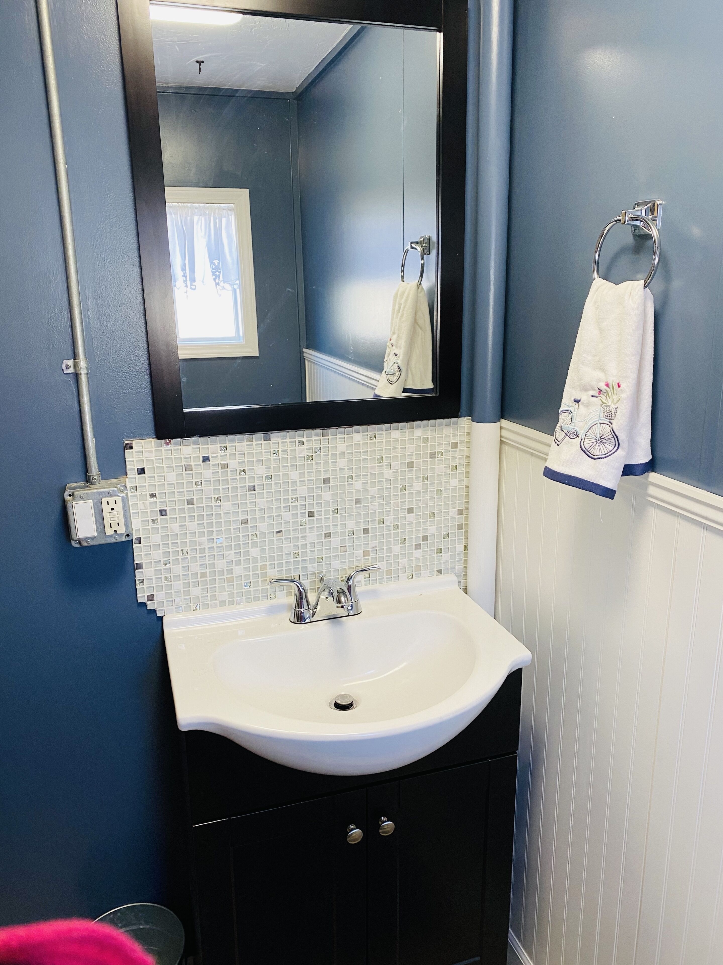 Vineland Bungalow - “Hot Tub”