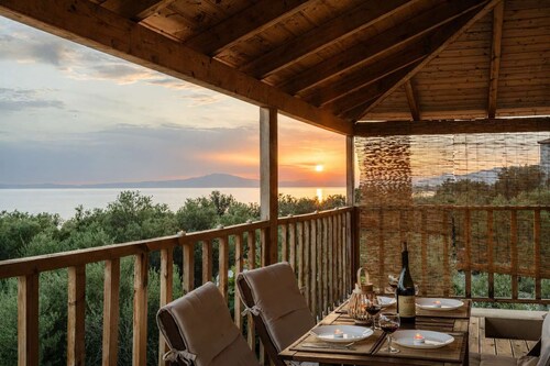Selinitsa Stone Studio - Mani Seaview Retreat