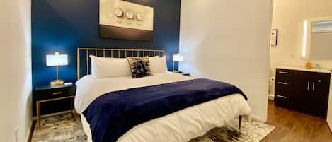1 habitación, escritorio, tabla de planchar con plancha y wifi gratis