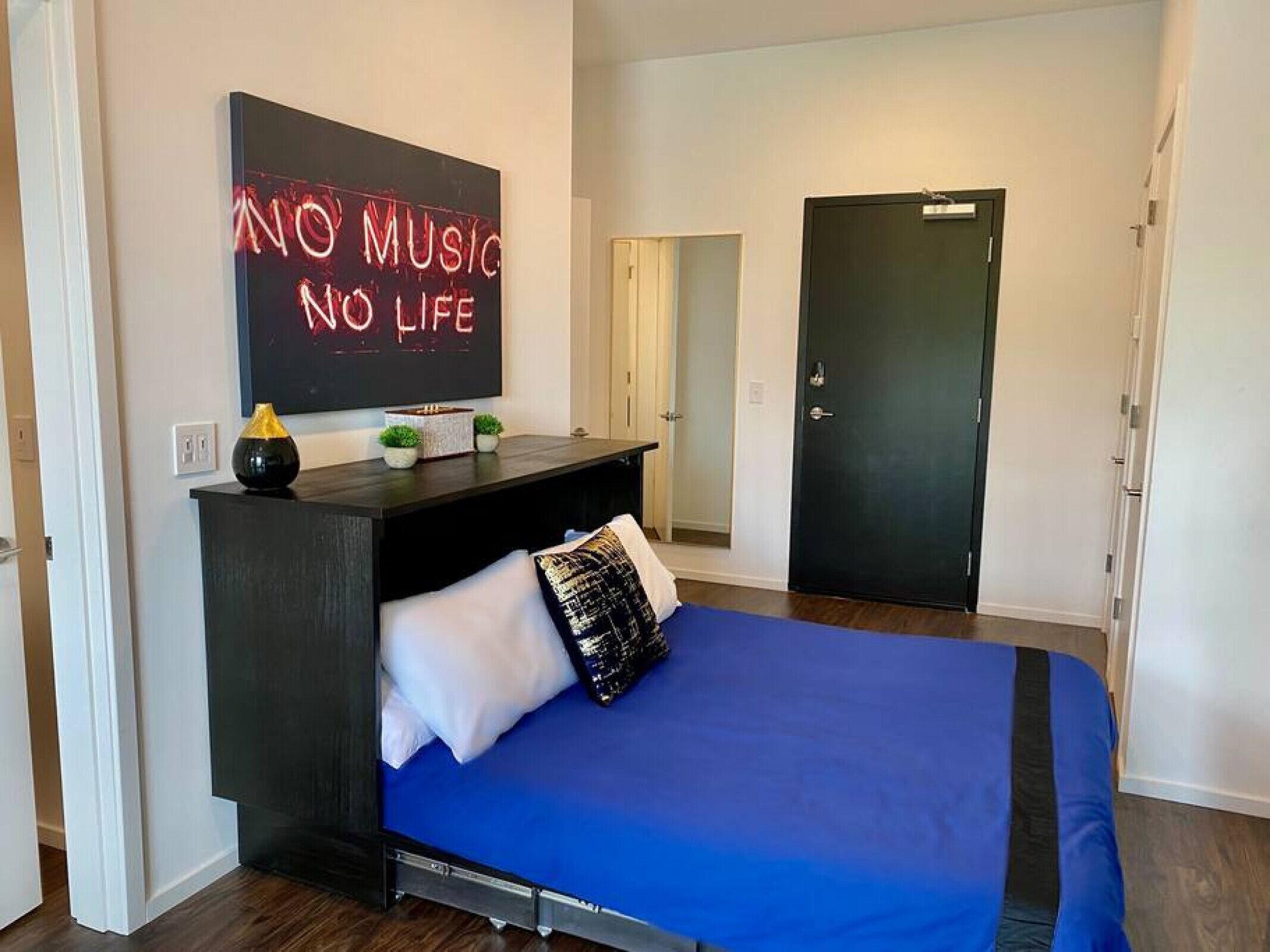 1 bedroom, desk, iron/ironing board, free WiFi