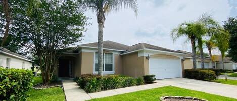 House, 4 Bedrooms | Exterior