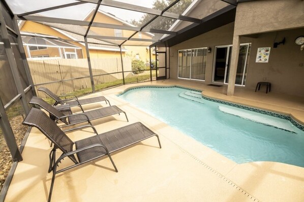 House, 3 Bedrooms | Pool