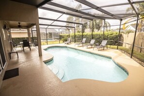 Casa, 3 habitaciones | 3 habitaciones y wifi gratis