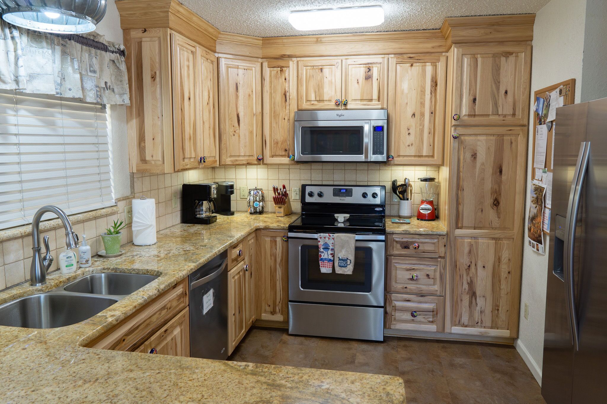 *Walk to shops*Hottub*Grill*WIFI