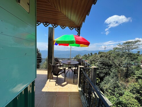 Cozy Garden Retreat – A Peaceful Getaway for Nature Lovers!