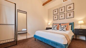 House | 1 bedroom, individually decorated, individually furnished