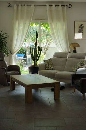 TV connectée, cheminée