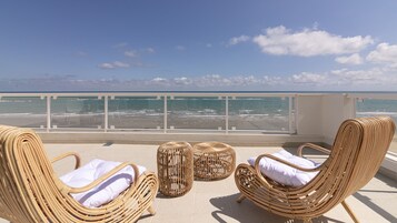 Vista al agua
