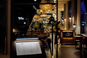 Der serveres morgenmad, frokost og aftensmad