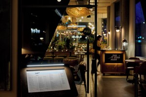 Breakfast, lunch and dinner served