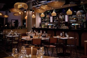 Der serveres morgenmad, frokost og aftensmad