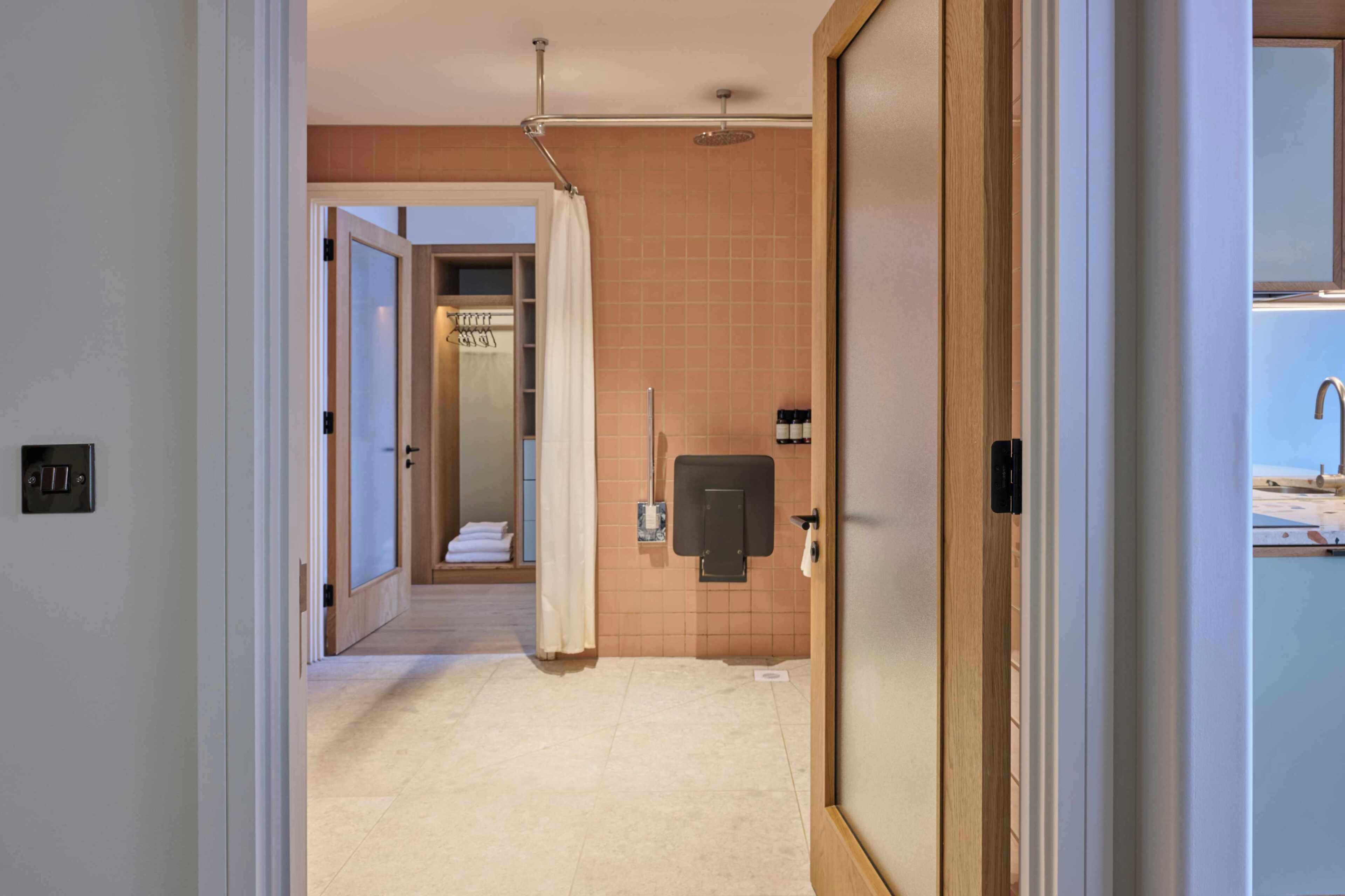 Two Bedroom Suite | Bathroom