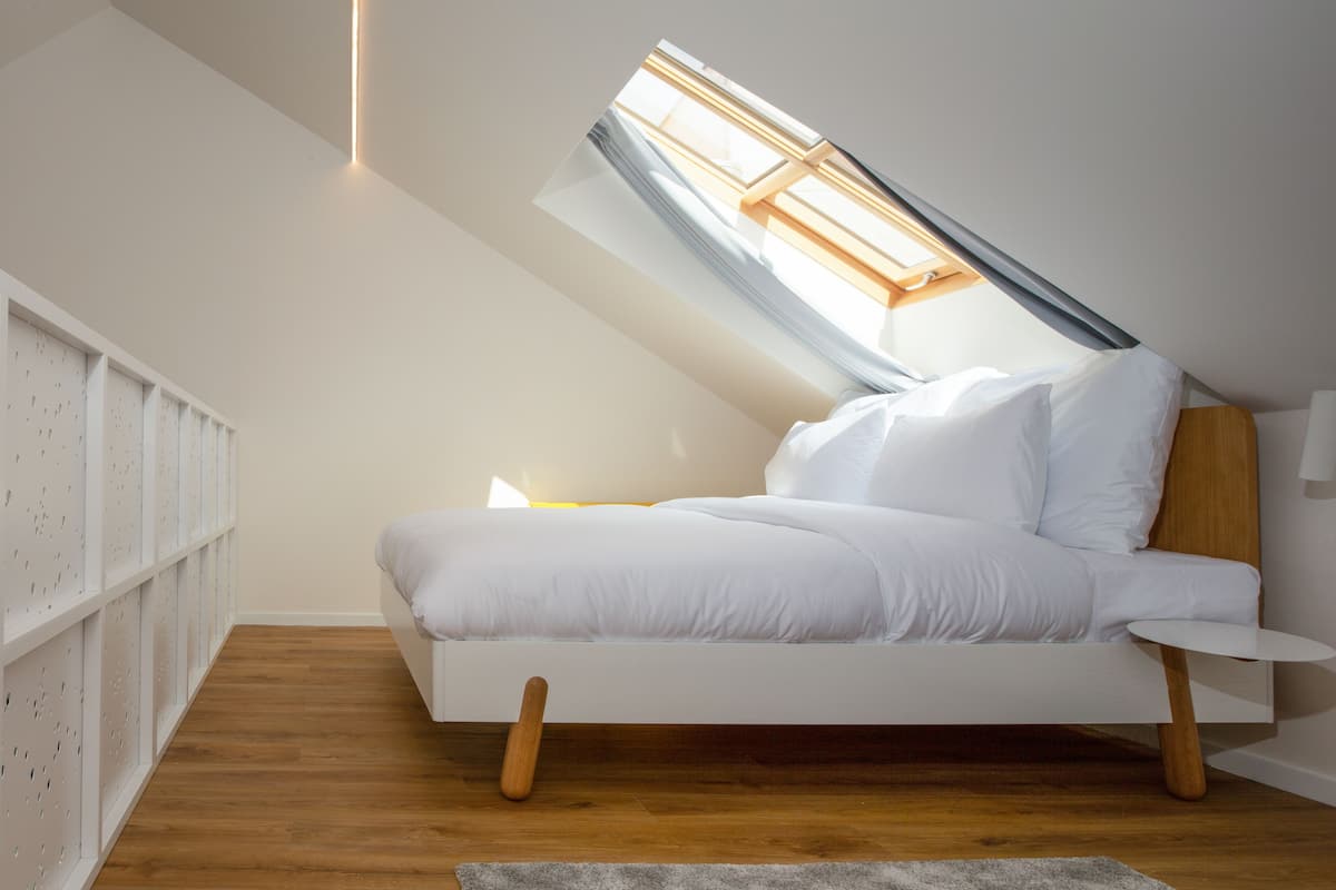 1 habitación, sistema de insonorización, cunas gratuitas y wifi gratis