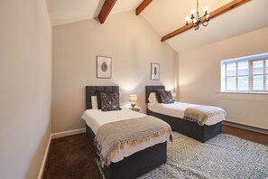 独立别墅 | 2 多间卧室、特色装修、特色家居、熨斗/熨衣板